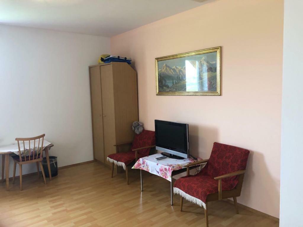 Narrenhaus Βίλα Fohnsdorf Εξωτερικό φωτογραφία